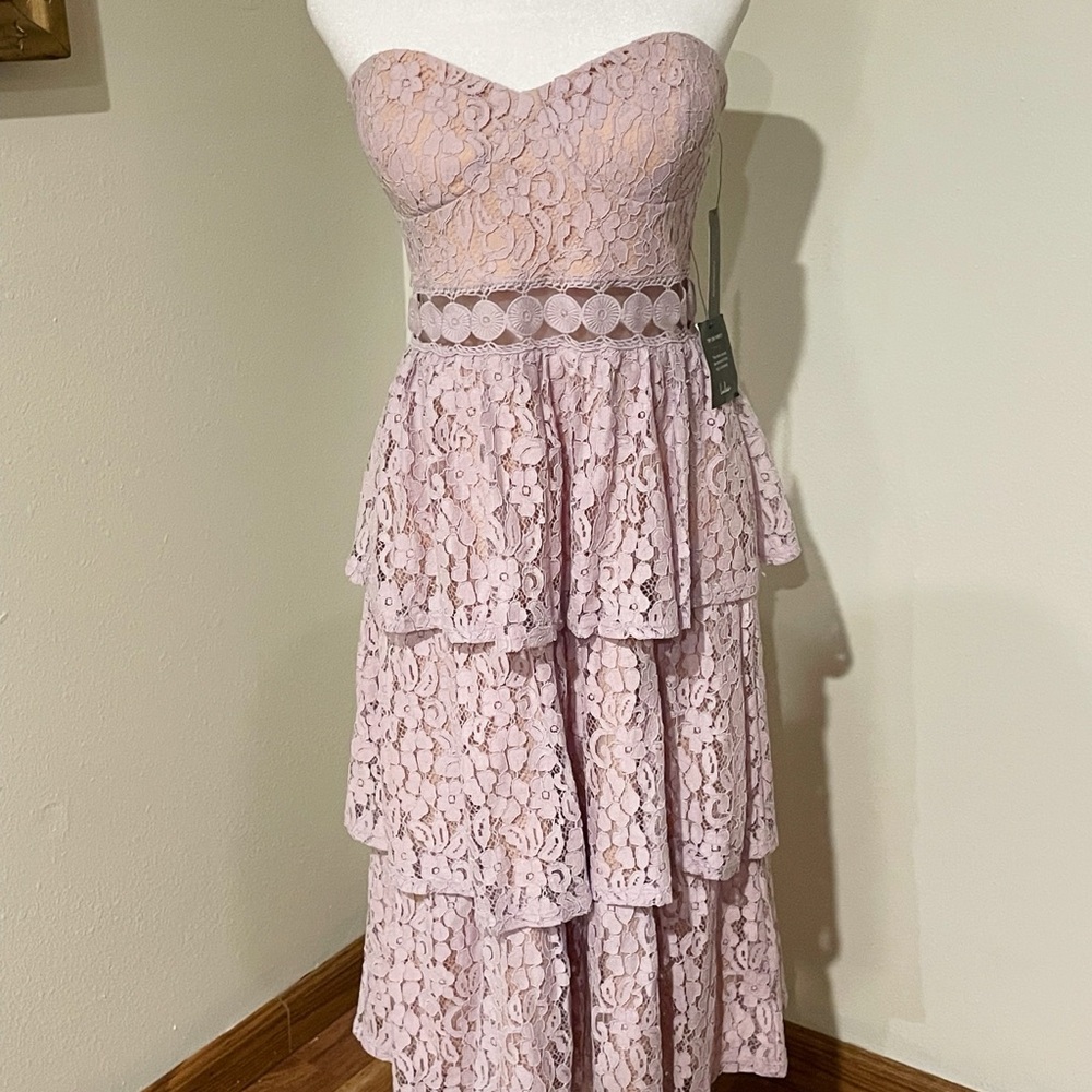 Lulu's Strapless Lace Dress in Lavender